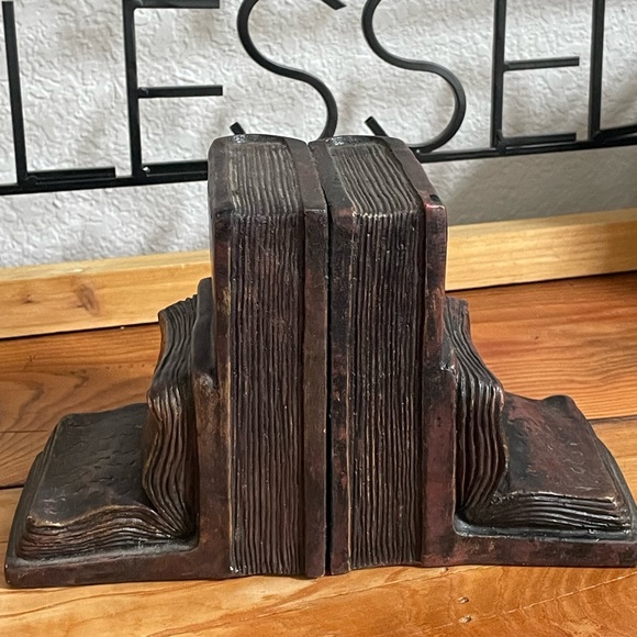 Vintage Book Design Bookends - Picture 11 of 15